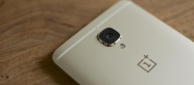 OnePlus caught collecting personal user information / Photo via Jan Persiel, Flickr OnePlus caught collecting personal user information / Photo via Jan Persiel, Flickr