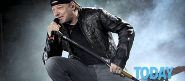 Vasco Rossi annuncia un nuovo tour per il 2018 Vasco Rossi annuncia un nuovo tour per il 2018