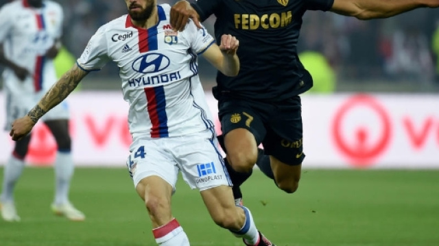 Lyon-Monaco, confrontation indécise