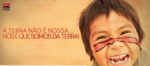 A terra dos Índios é tomada dia após dia. A terra dos Índios é tomada dia após dia.