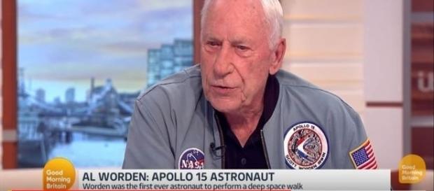 Astronauta disse que os seres humanos vieram de outro planeta para povoar a Terra. Será? (Good Morning Britain) Astronauta disse que os seres humanos vieram de outro planeta para povoar a Terra. Será? (Good Morning Britain)