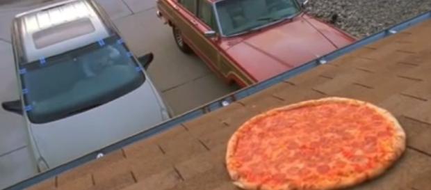 Breaking Bad Pizza | Image Credit: nw ag/YouTube Breaking Bad Pizza | Image Credit: nw ag/YouTube