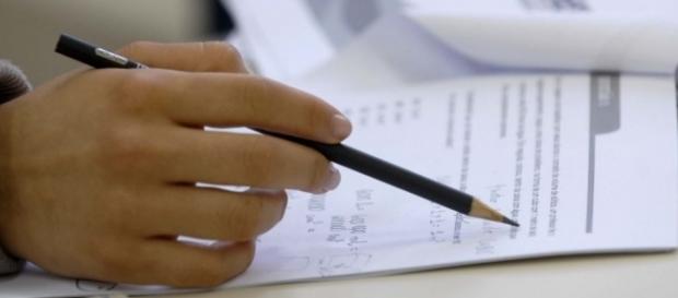 Dicas de como se sair bem na redação do Enem Dicas de como se sair bem na redação do Enem