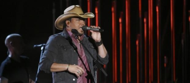 Jason Aldean holds first performance after mass shooting in Vegas. (Image Credit: Disney | ABC Television Group/Flickr) Jason Aldean holds first performance after mass shooting in Vegas. (Image Credit: Disney | ABC Television Group/Flickr)