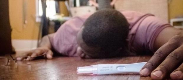 Reações engraçadas de homens que souberam que iriam ser pais. Reações engraçadas de homens que souberam que iriam ser pais.