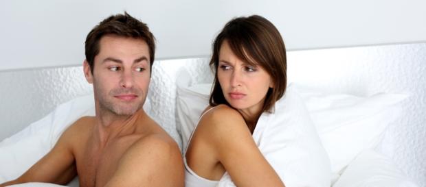 Três Coisas que Uma Mulher Nunca Deve Fazer na Frente de Um Homem Três Coisas que Uma Mulher Nunca Deve Fazer na Frente de Um Homem