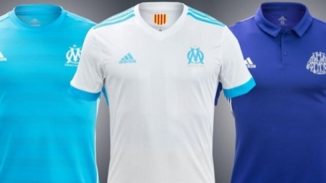 L'OM dévoile ses trois nouveaux maillots sans sponsor mais avec ... - eurosport.fr