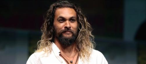 Jason Momoa at the Comic Convention. [Image Credit: Gage Skidmore/Flickr]