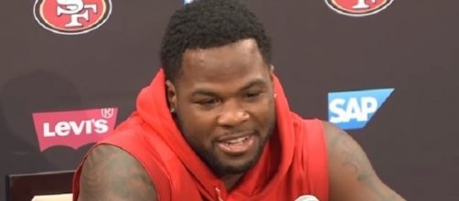 Carlos Hyde has 332 rushing yards and two touchdowns this season. [Image Credit: CBS SF Bay Area/YouTube]