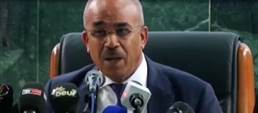 Il ministro algerino, Noureddine Bedoui.
