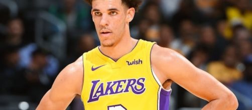 Lonzo Ball sits out the rest of the Lakers preseason games. (Image Credit - Ximo Prieto/YouTube Screenshot)