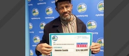 Man finds $24.1 million lottery ticket two days before it expired [Image: GeoBeats News/YouTube screenshot]