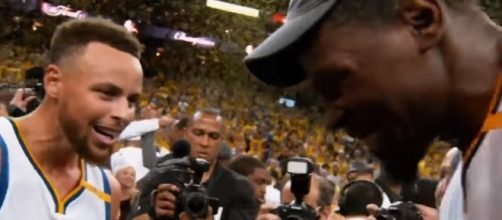 Stephen Curry and Kevin Durant celebrates after winning the 2017 NBA Championship ( Image Credit: NBA Highlight Factory/YouTube)