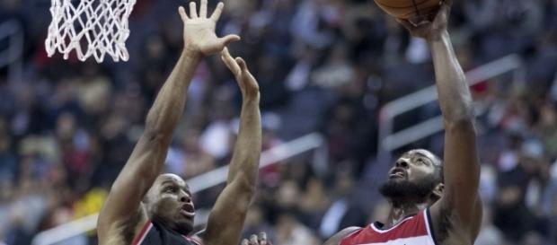 The Toronto Raptors defeat the Los Angeles Lakers, 101-92 | Image via Keith Allison/Flickr The Toronto Raptors defeat the Los Angeles Lakers, 101-92 | Image via Keith Allison/Flickr