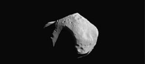 Photo: en.wikipedia.org - A small asteroid passed very close to our planet Photo: en.wikipedia.org - A small asteroid passed very close to our planet