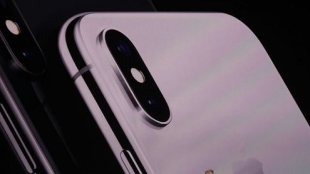 iPhone X: il curioso episodio capitato a Tim Cook.