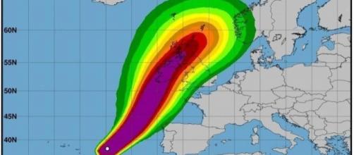 Hurricane Ophelia heads for Ireland as a Category 3 storm [Image Credit: Photo via National Hurricane Centre]