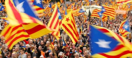 El Constitucional anula la convocatoria del referéndum catalán y ... - elconfidencial.com