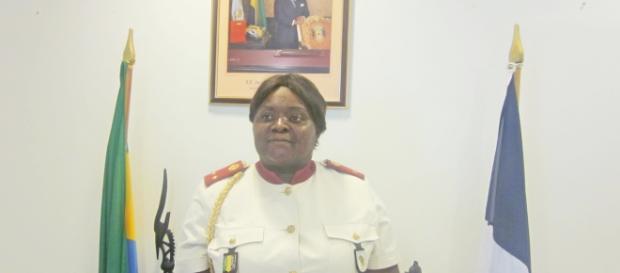 Médecin Général Christine Murielle ESSOMO MEGNIER-MBO ép. OWONO : Commandant l’École d’Application du Service de Santé Militaire de Libreville Médecin Général Christine Murielle ESSOMO MEGNIER-MBO ép. OWONO : Commandant l’École d’Application du Service de Santé Militaire de Libreville