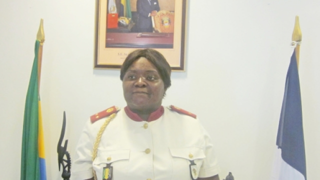 Médecin Général Christine Murielle ESSOMO MEGNIER-MBO ép. OWONO : Commandant l’École d’Application du Service de Santé Militaire de Libreville
