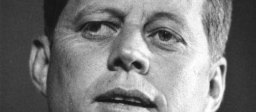 2,800 JFK assassination records released, hundreds more under review - myajc.com