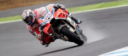 MotoGP, Motegi: Dovizioso batte Márquez all'ultima curva