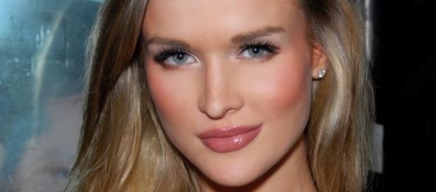 Joanna Krupa slams 'lazy' people who aren't fit / photo via Toglenn, Wikimedia Commons Joanna Krupa slams 'lazy' people who aren't fit / photo via Toglenn, Wikimedia Commons
