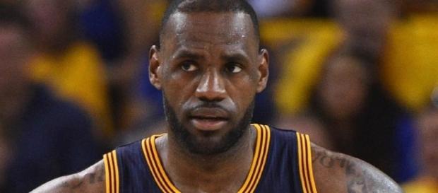 J.R. Smith reveals LeBron's injury status, Says he will... J.R. Smith reveals LeBron's injury status, Says he will...