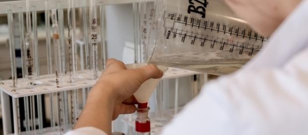 Laboratório cosmético, produção com nanotecnologia Laboratório cosmético, produção com nanotecnologia