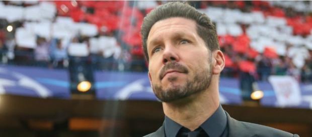 Simeone, entrenador del Atlético de Madrid - defensacentral.com Simeone, entrenador del Atlético de Madrid - defensacentral.com