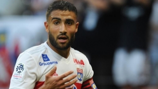Foot OL - OL : En nommant Fekir capitaine, Genesio ne s'attendait ... - foot01.com