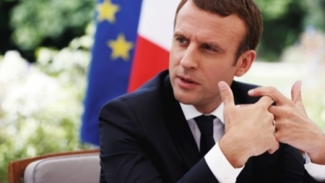 Interview d'Emmanuel Macron : « L'Europe n'est pas un supermarché ... - elysee.fr