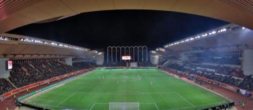 Stade de l'AS Monaco : le Stade Louis II - wallabet.fr
