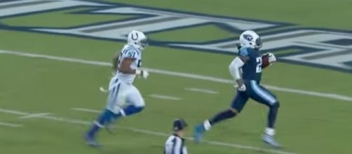 Derrick Henry took off for a 72-yard touchdown run in Tennessee's 36-22 win over the Colts on Monday night. [Image via NFL/YouTube]
