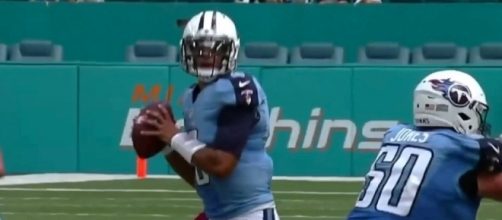 Marcus Mariota and the Titans host the Indianapolis Colts in Monday Night Football. [Image via NFL/YouTube screencap]