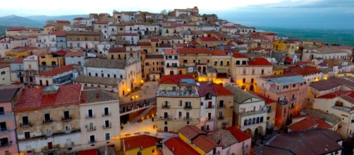Il Comune di Candela, in Puglia