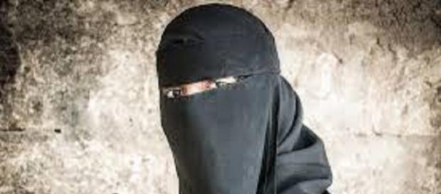 A Muslim woman/ photo courtesy of M1key.me, Flickr A Muslim woman/ photo courtesy of M1key.me, Flickr