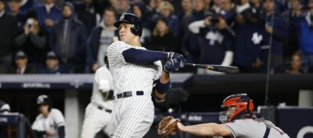Aaron Judge despertó en el playoff con este HR de 3 carreras. Aaron Judge despertó en el playoff con este HR de 3 carreras.