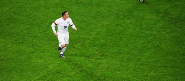 England striker Wayne Rooney (Photo Credit: Link001/Wikimedia Commons) England striker Wayne Rooney (Photo Credit: Link001/Wikimedia Commons)