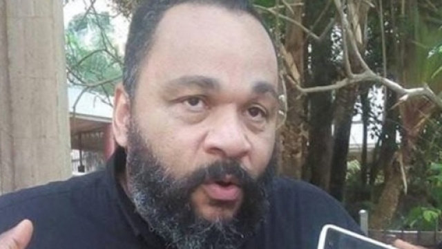 Dieudonné Mballa Mballa candidat aux élections présidentielles camerounaises (c) Yannick Mbazoa