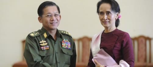 La leader birmana Suu Kyi si difende dalle accuse di debolezza verso la causa dei Rohingya