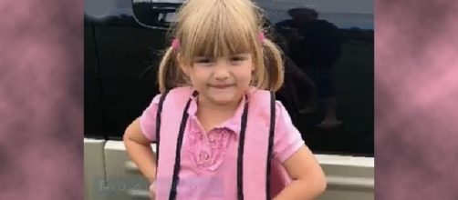 A 5-year-old girl emptied her piggybank so her friend could have milk at school [Image credit: CBS News/Facebook video]