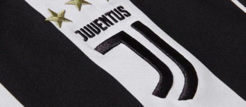 Il nuovo stemma della Juventus per la nuova stagione