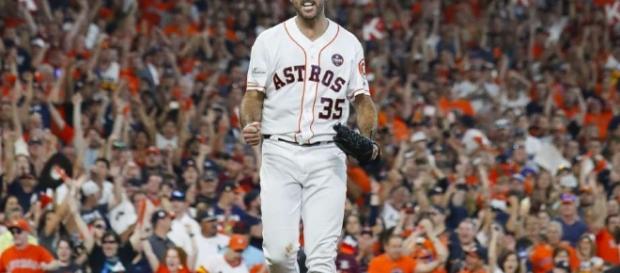 Verlander walks off with a lead! (Photo: Karen Warren/Houston Chronicle) Verlander walks off with a lead! (Photo: Karen Warren/Houston Chronicle)