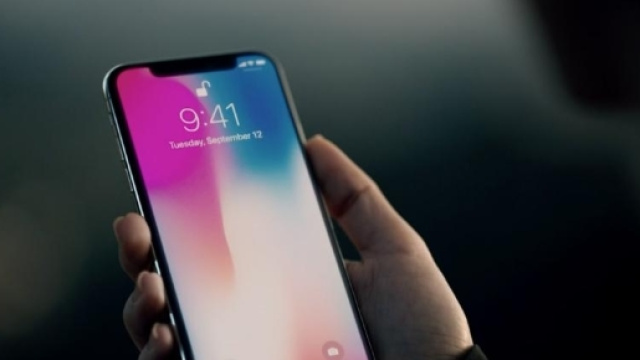 iPhone X: buone notizie per i clienti Apple - expertreviews.co.uk