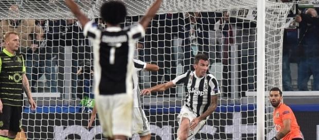 Mandzukic celebra su gol ante Sporting CP Mandzukic celebra su gol ante Sporting CP
