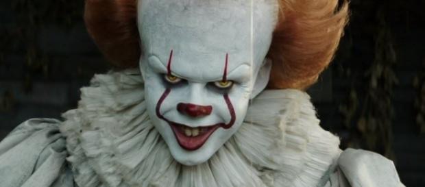 Pennywise è in agguato nel primo spot di IT | MondoFox - mondofox.it Pennywise è in agguato nel primo spot di IT | MondoFox - mondofox.it