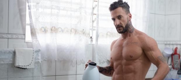 Personal Trainer das Celebridades fala sobre treinar em casa Personal Trainer das Celebridades fala sobre treinar em casa
