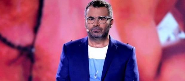 Sálvame: Jorge Javier Vázquez atiza a Casa Real por no invitarle a ... - elconfidencial.com Sálvame: Jorge Javier Vázquez atiza a Casa Real por no invitarle a ... - elconfidencial.com