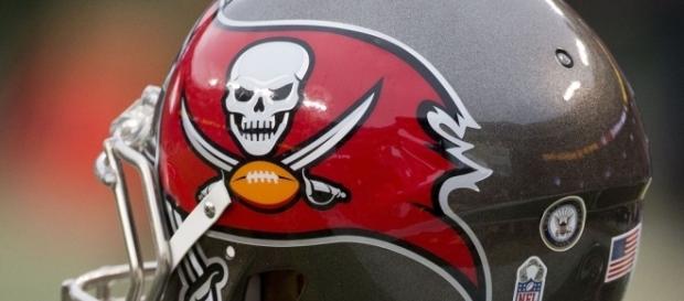 Tampa Bay Buccaneers Helmet | Buccaneers at Redskins 11/16/1… | Flickr - flickr.com Tampa Bay Buccaneers Helmet | Buccaneers at Redskins 11/16/1… | Flickr - flickr.com